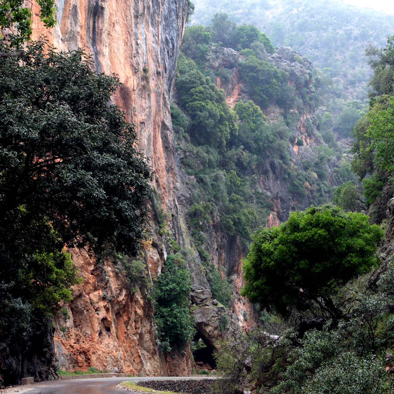 The route Theriso, Zourva, Meskla